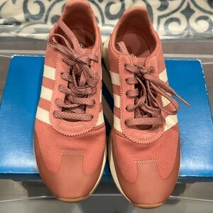 Adidas Flashback